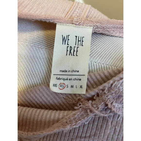 Free People We The Free •XS• Tangerine Thumbhole Flared Hem Distressed Pink Top - Picture 7 of 9